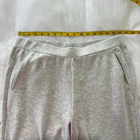 Barefoot Dreams Malibu NWT Butter Fleece Jogger Cream Sweatpants Loungewear - Picture 7 of 12